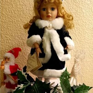Collector's Choice Porcelain MusicDoll DesignerBarbaraCollins W/ Certificate New